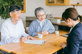 ずっと無料！ お葬式後の手続き･問題を解決